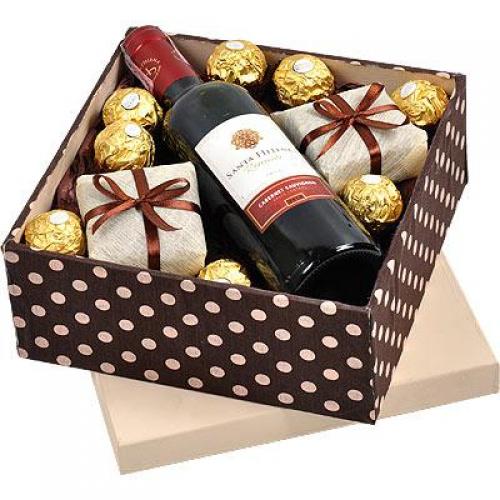 CAIXA VINHO E FERRERO ROCHER